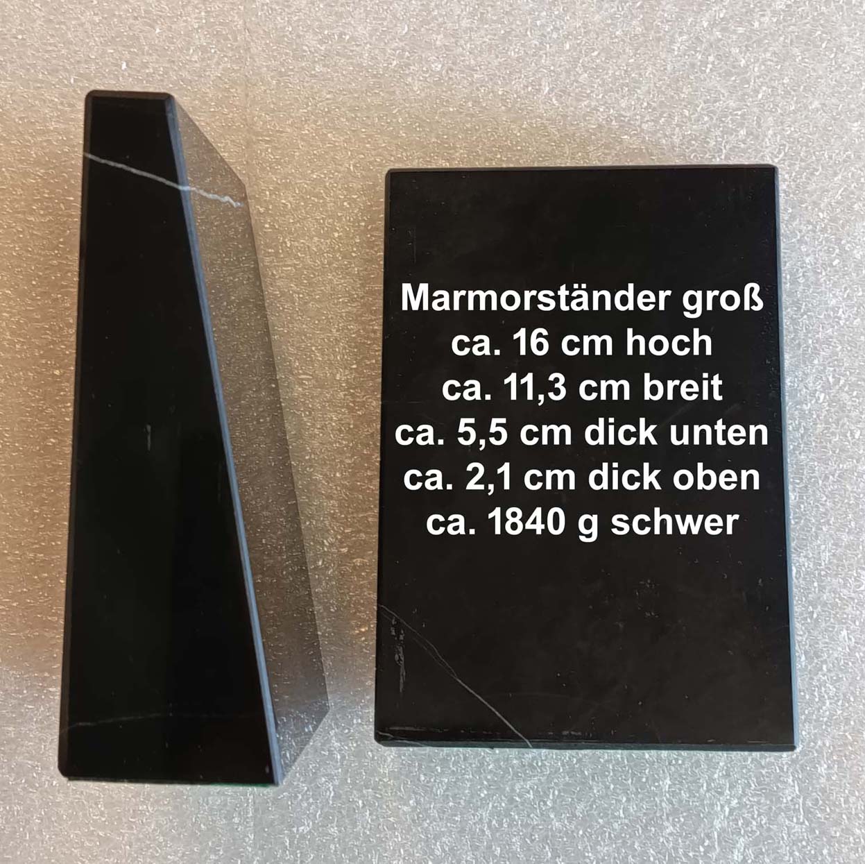 Marmorstnder schwarz