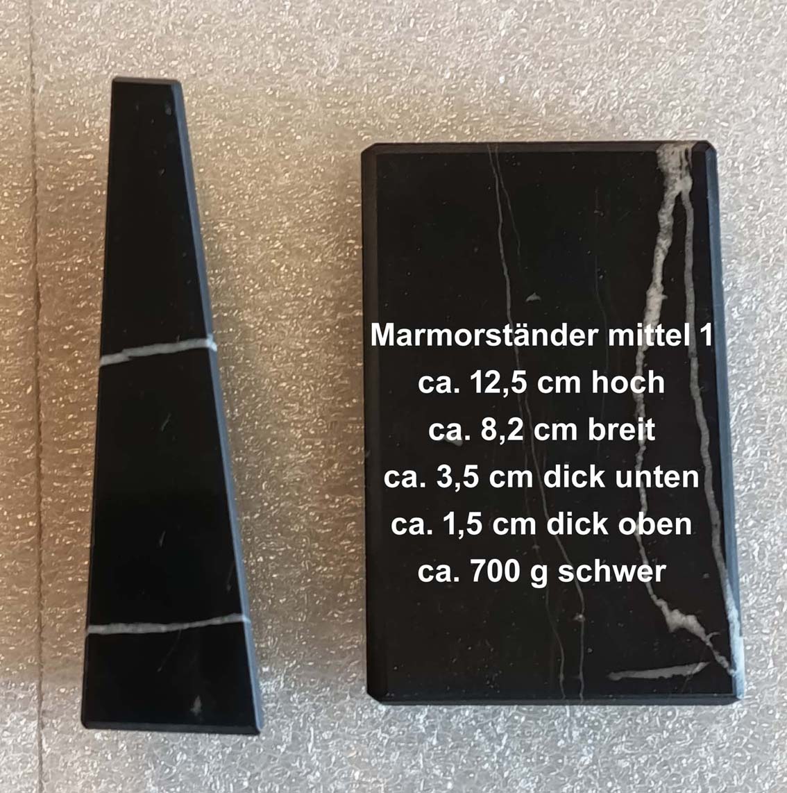 Marmorstnder schwarz